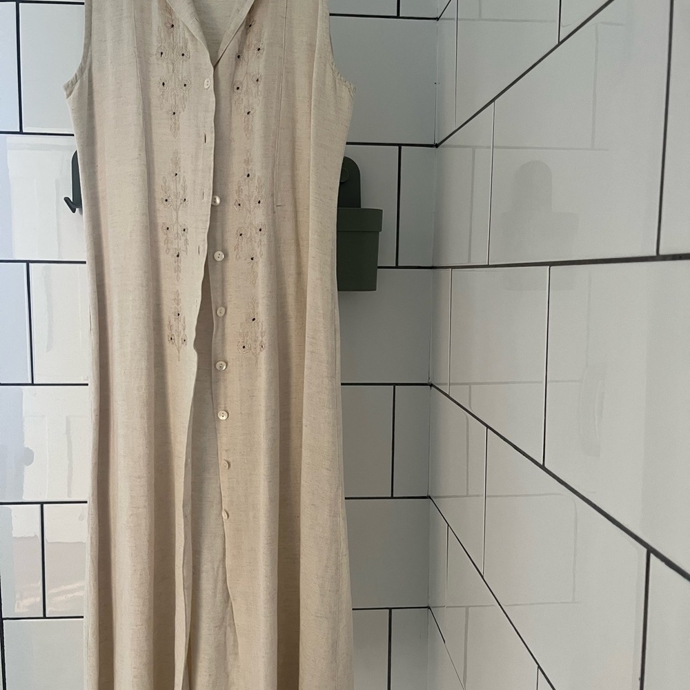 Vintage Beige Sleeveless Dress